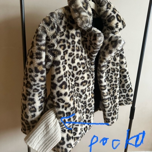 GAP Girl M (8-10yr) animal print faux fur winter coat - Picture 4 of 6